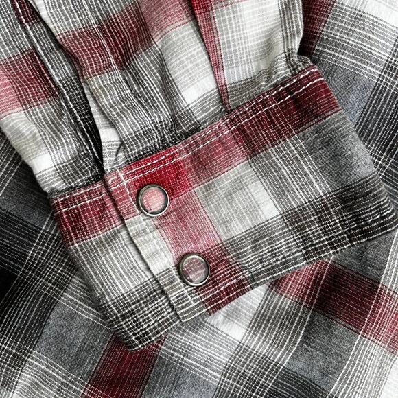 Vans mens M plaid snap down shirt, long sleeve, gray and red. - Picture 4 of 9